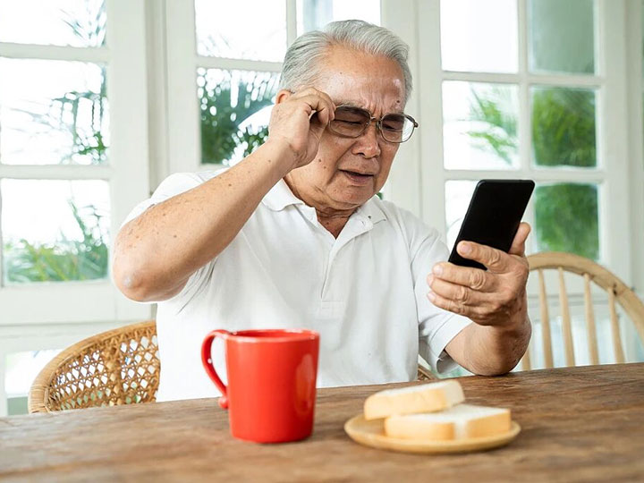 當「老花鏡」變成「磨砂鏡」？老年性白內障？點算好？